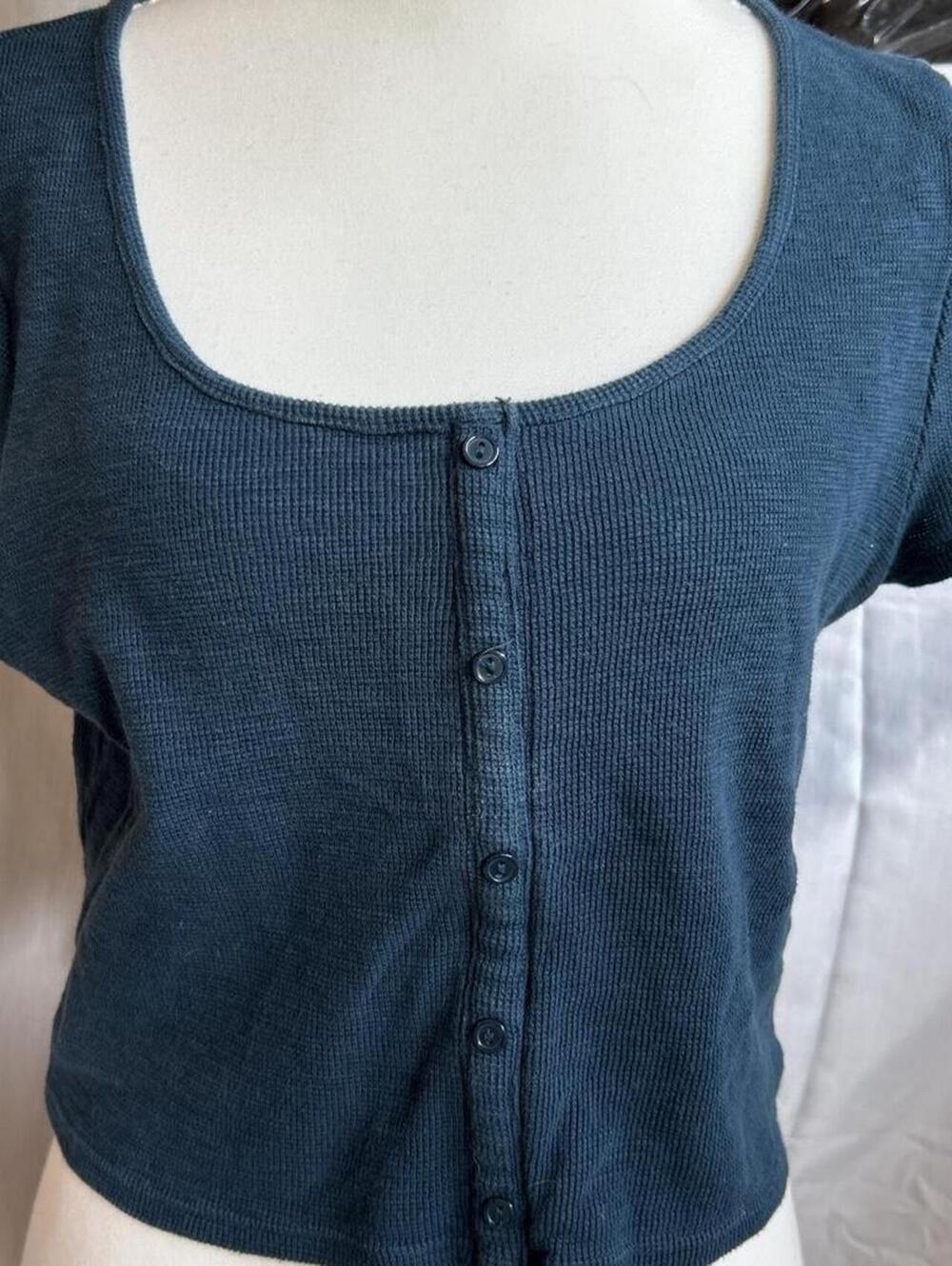 Womens Wild Fable Teal Button-Front Cropped Knit Top, Size L